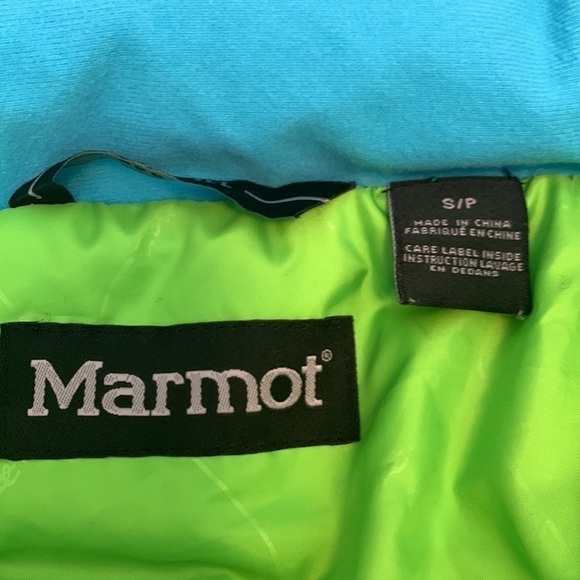 Marmot small turquoise down coat. - Picture 10 of 11